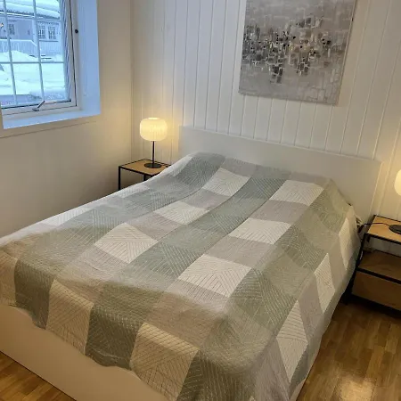 Stunning 2-bed In Near Airport Nannestad